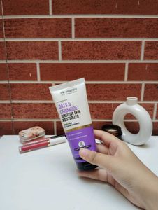 Dr sheths Oats And Ceramide Moisturizer