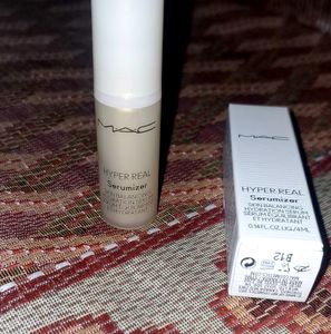 M.A.C Hyper Real Serumizer SkinBalancing Hydration