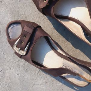Brown Wedges