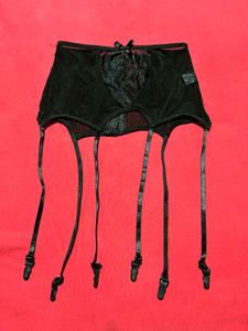 Black Mesh &amp; Lace Garter Belt – Size L
