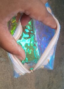 M.A.C Holographic Pouch 👝