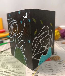 Hand-painted Pen Stand
