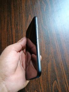 Apple Iphone SE 2020 128 GB INTERNAL