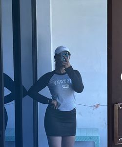 Vintage Style Long Sleeve Top