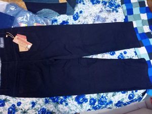 Branded New Straight Fit Jeans For Women