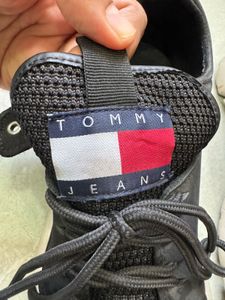 Original Tommy Black Shoes