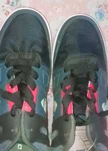 Duke . Footwear Grey Colour