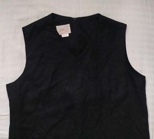 Sleeveless Black Dress