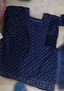 Selling Kurtis In Combo