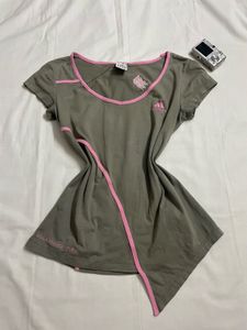 Adidas T-shirt
