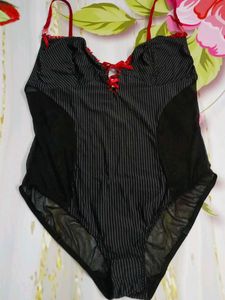 (1130)Striped Lace-Up Bodysuit