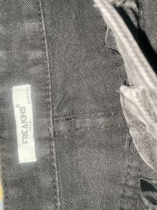Black Cargo Jeans