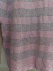 Roundneck Sweater With Stripe Pattern
