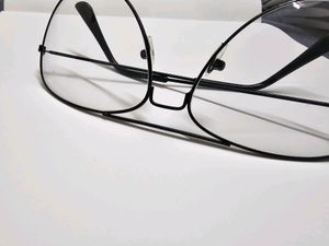 Brand New Glasses With No Power Lenses