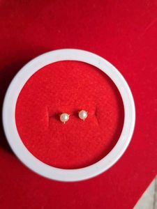 Pearl Stud Earrings Gold