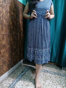 Gorgeous Navy Blue Midi Dress 💙