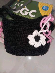 Crochet Hand Bag