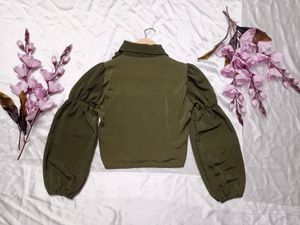 Sap Green Crop Top with collar