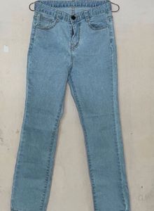 slim fit jeans