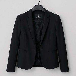 Classic Black Blazer Vanheusen