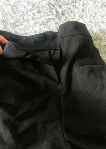 Black Skort