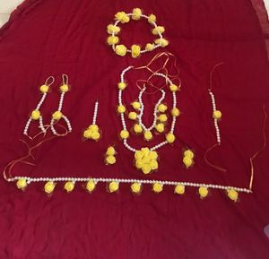 🛑Price Drop 🛑 Floral Jewelry