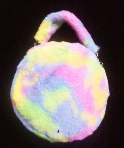 NEW NO USED SLING BAG FOR GIRLS AND KID&#39;S.