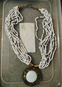 Pure White Neck Piece