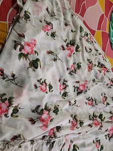 Selling A Combo Of 2 Sarees