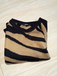 zebra style sweatshirt 🤎
