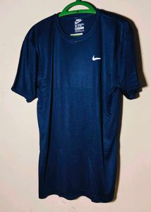 Nike And Puma 3 T-shirt Combo