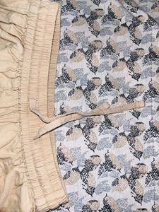 Solid Causal Beige Shorts