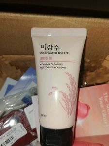 The Faceshop Rice Water Bright Foaming Cleanser