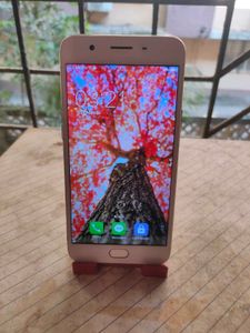 4/64 Oppo F1s [Price Negotiable]