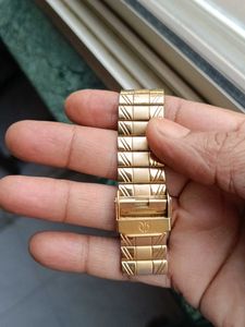 big dial men&#39;s watch Gold-Tone Fashion Watc