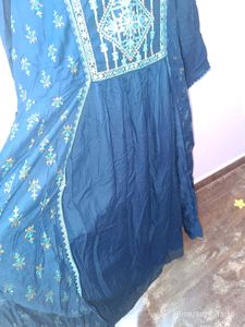 New Unused Xxl Avaasa Blue Embroidered Kurta