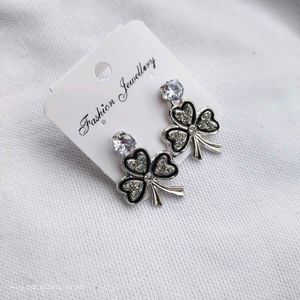 Combo of 4 silver ,bead daily wear light weight ea
