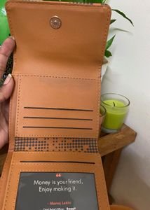 Women’s Trifold Wallet