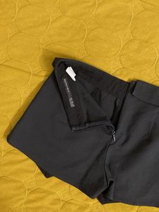 Zara black skort waist 28