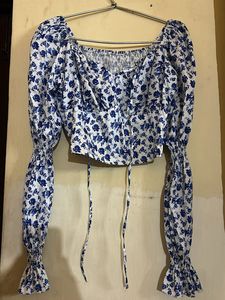 Blue Floral Puff Sleeve Crop Top