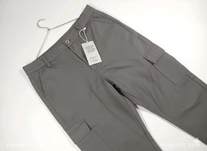 Wide Leg Cargo Pants