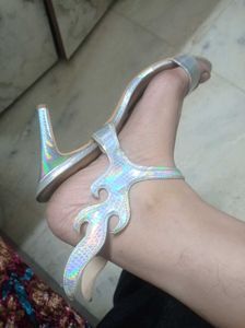 Stelaties Heels