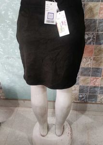 Hailys Black Belted Pants - Size 32