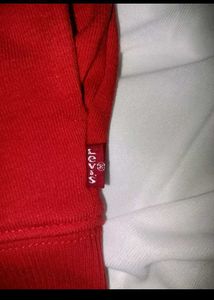 Levi&#39;s Sweatshirt