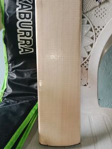 Kookaburra 8 Grains Bat With Cover