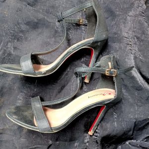 shuberry heels