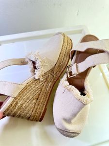 H&M Woven Wedges