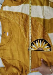 New Floral Embroidered Kurta