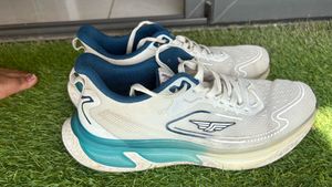 Red Tape Sports Shoes