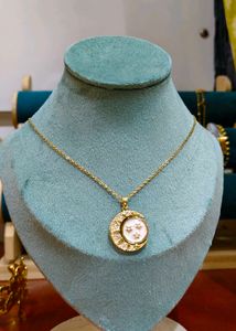 18k-Gold-Plated Moon and Star Pendant Necklace.